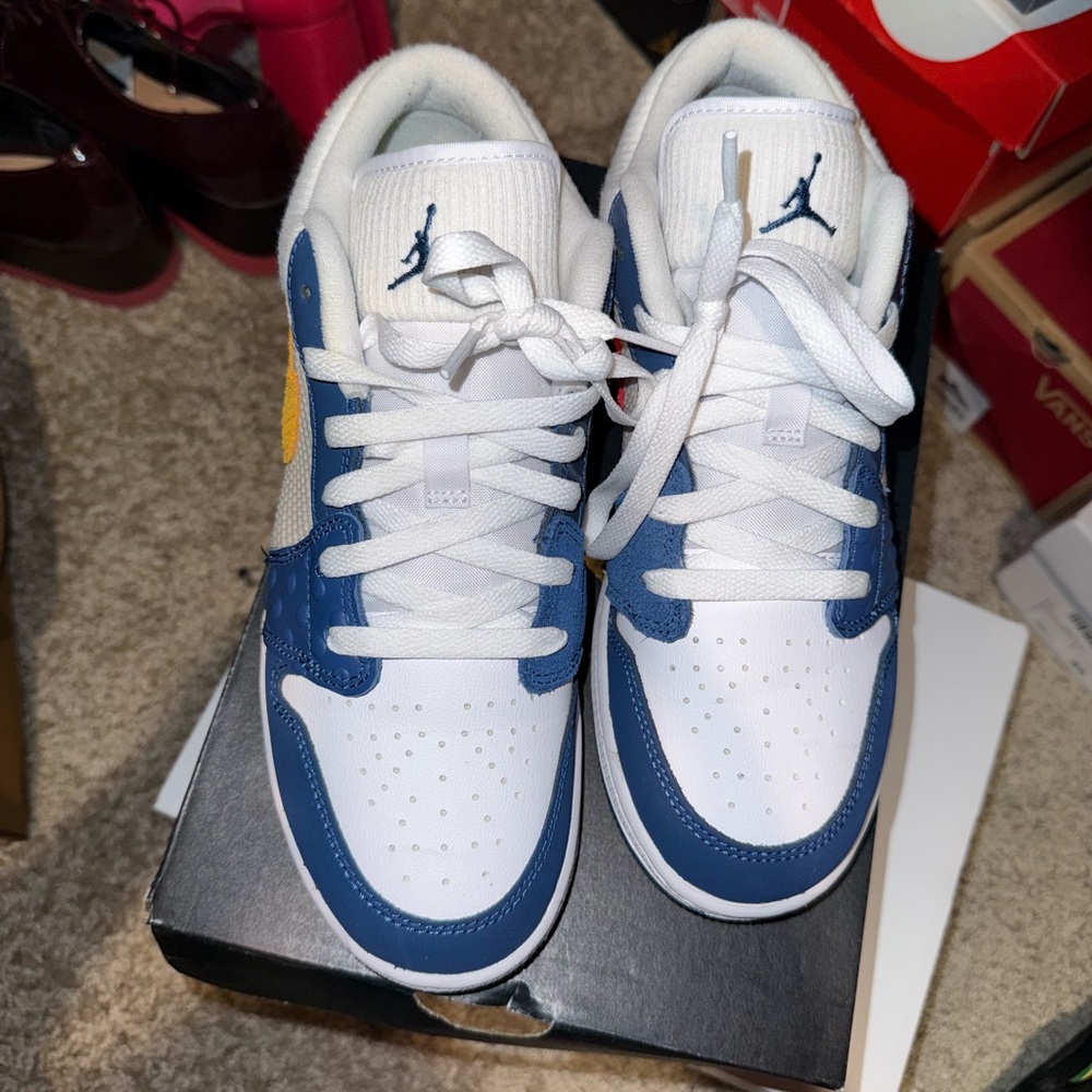 Nike Air Jordan 1 Low SE GS Blue White – Size 7Y – 100% Authentic w/ Box